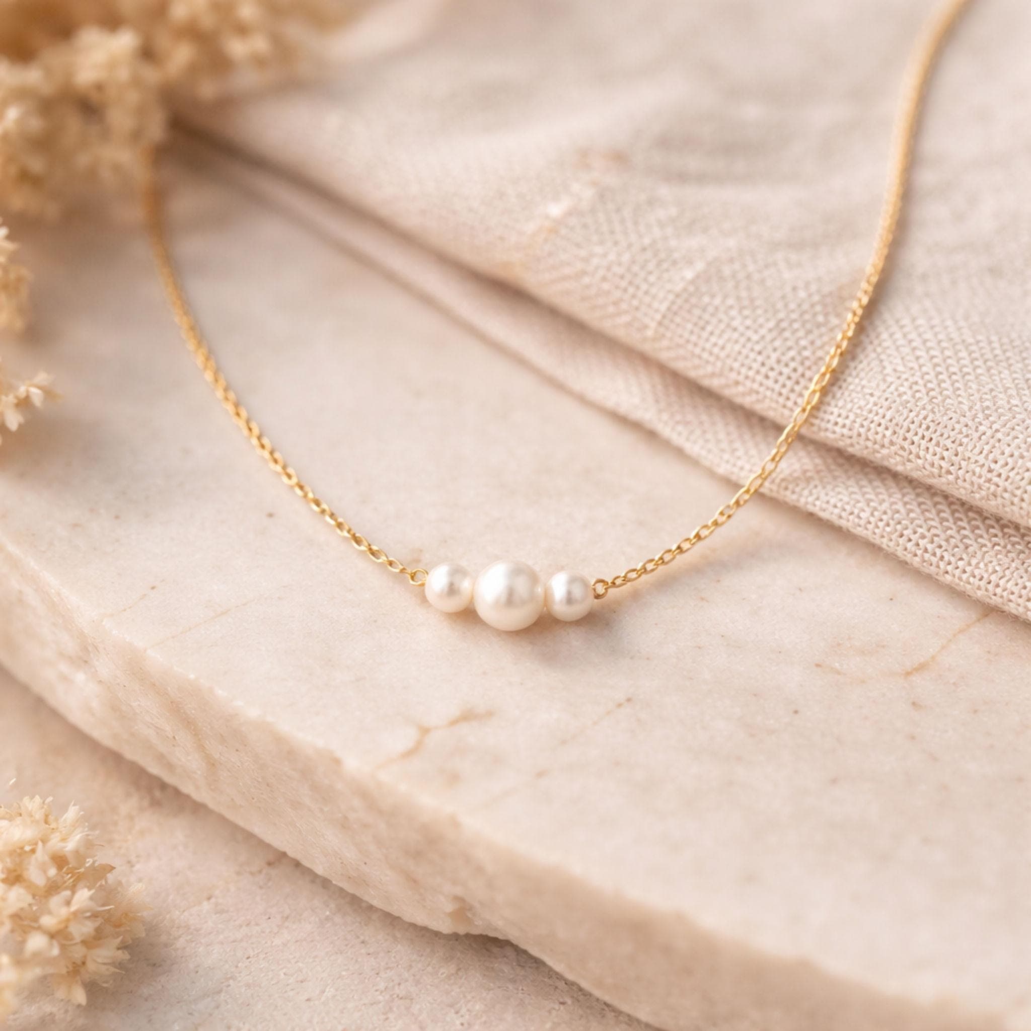 Freshwater Pearl Beaded Necklace thumbnail 7