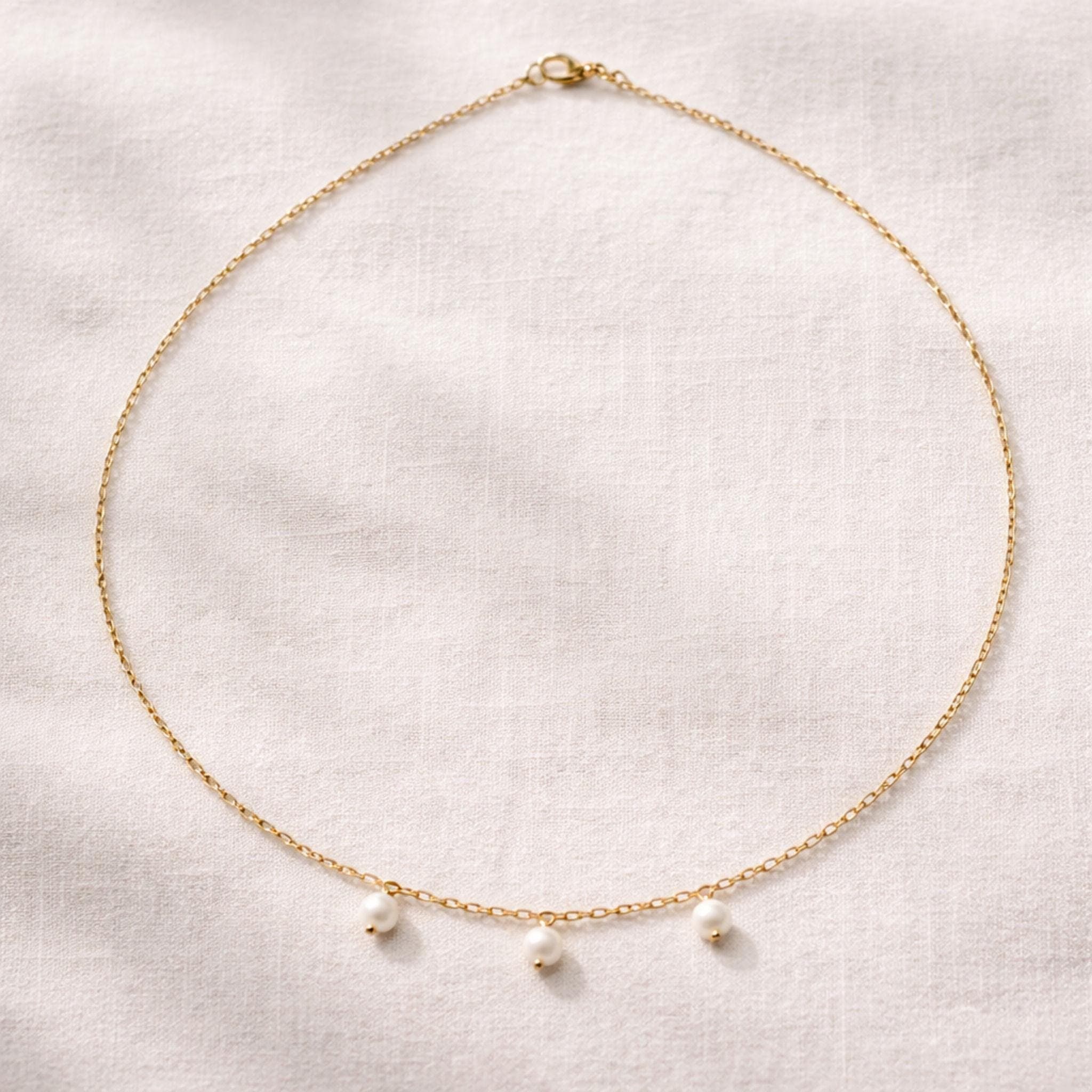 Minimalist Freshwater Pearl Choker Necklace thumbnail 7