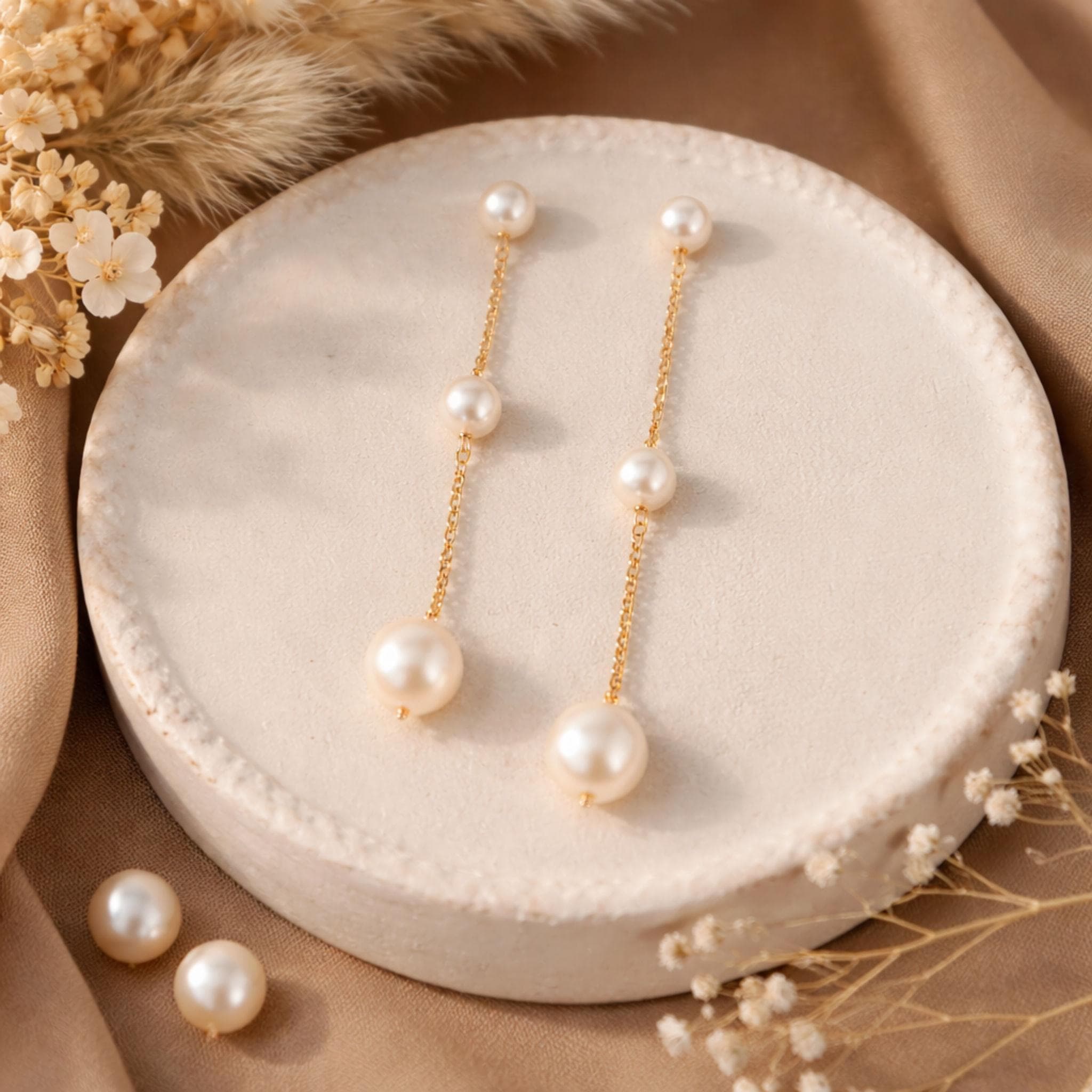 Minimalist Pearl Drop Earrings thumbnail 2