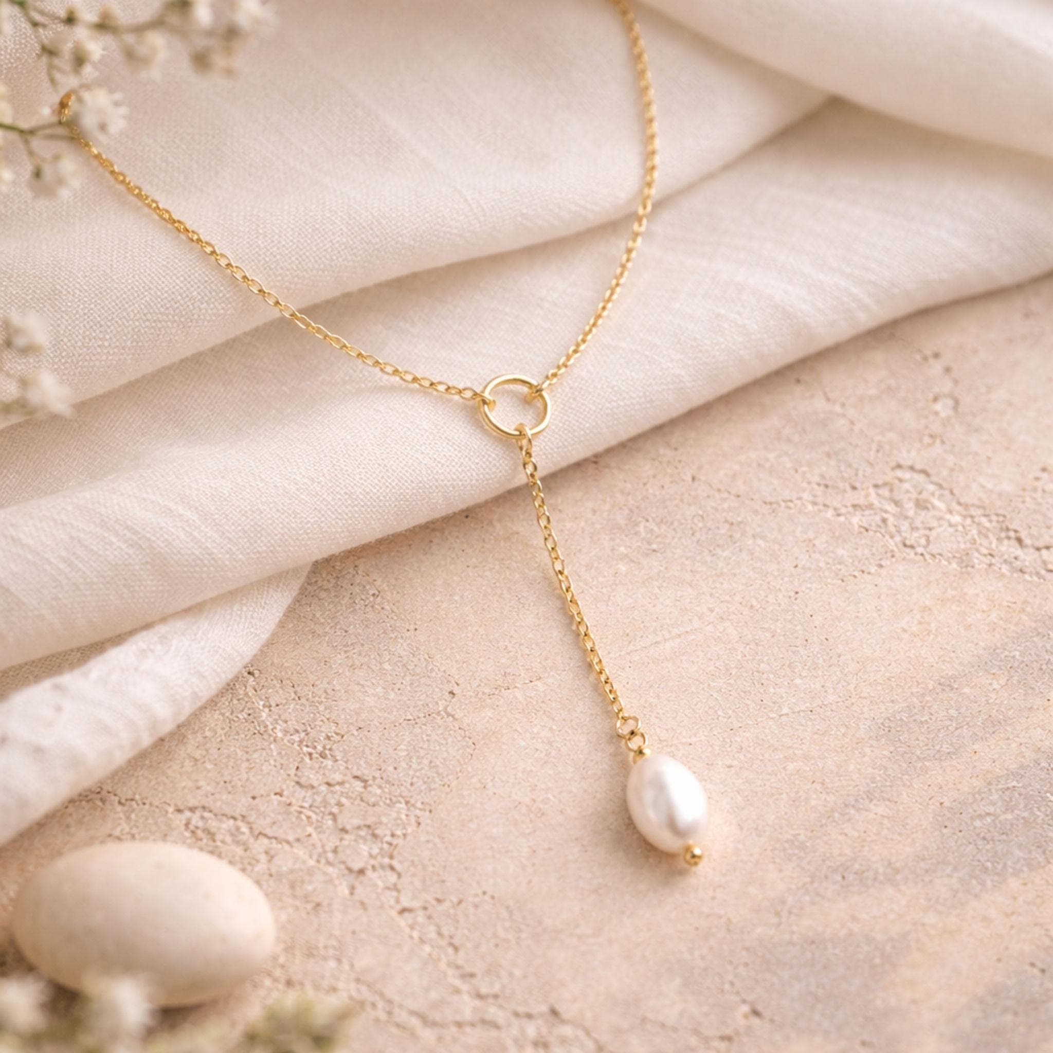 Handmade Freshwater Pearl Lariat Necklace thumbnail 3