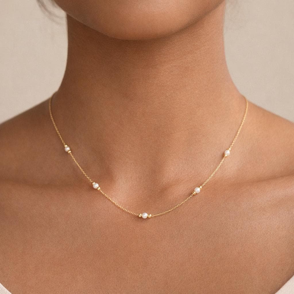 Dainty Gold Chain Pearl Necklace thumbnail 4
