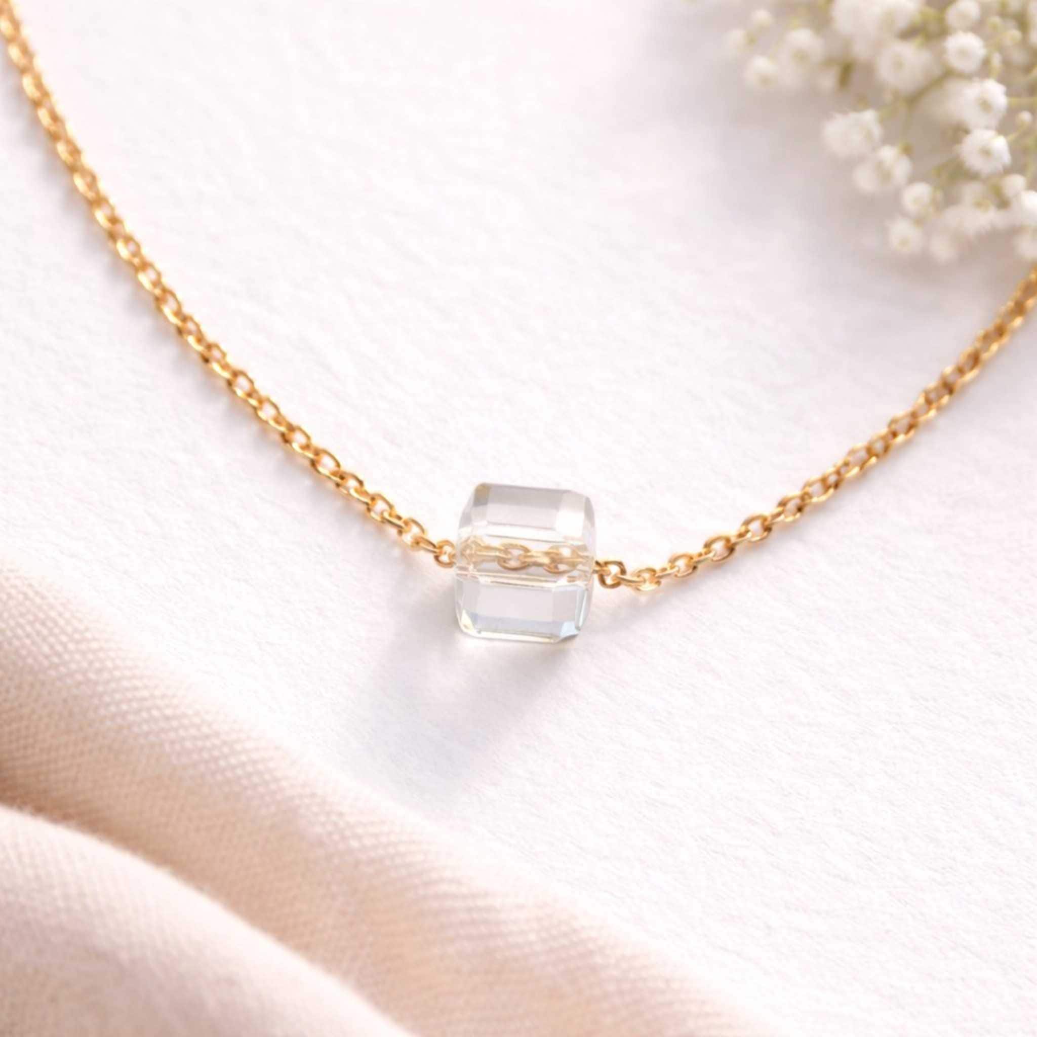 Dainty Necklace Crystal Cube thumbnail 2
