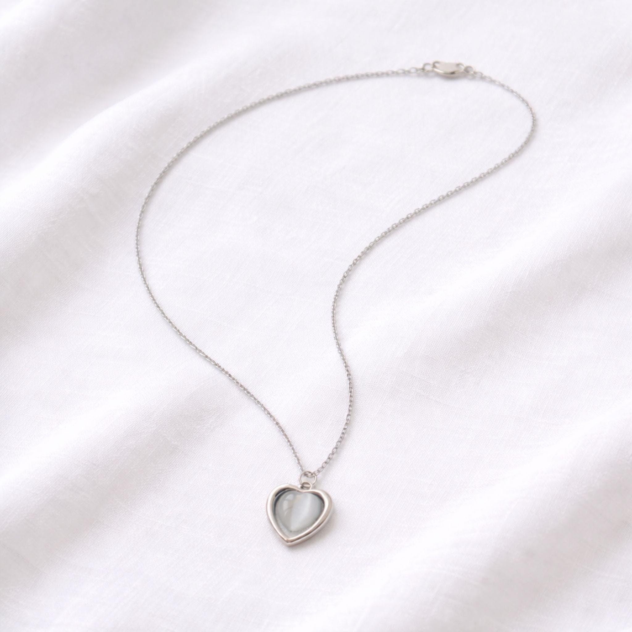 Heart Pendant Necklace Silver Minimal Love Pendant Gift thumbnail 5