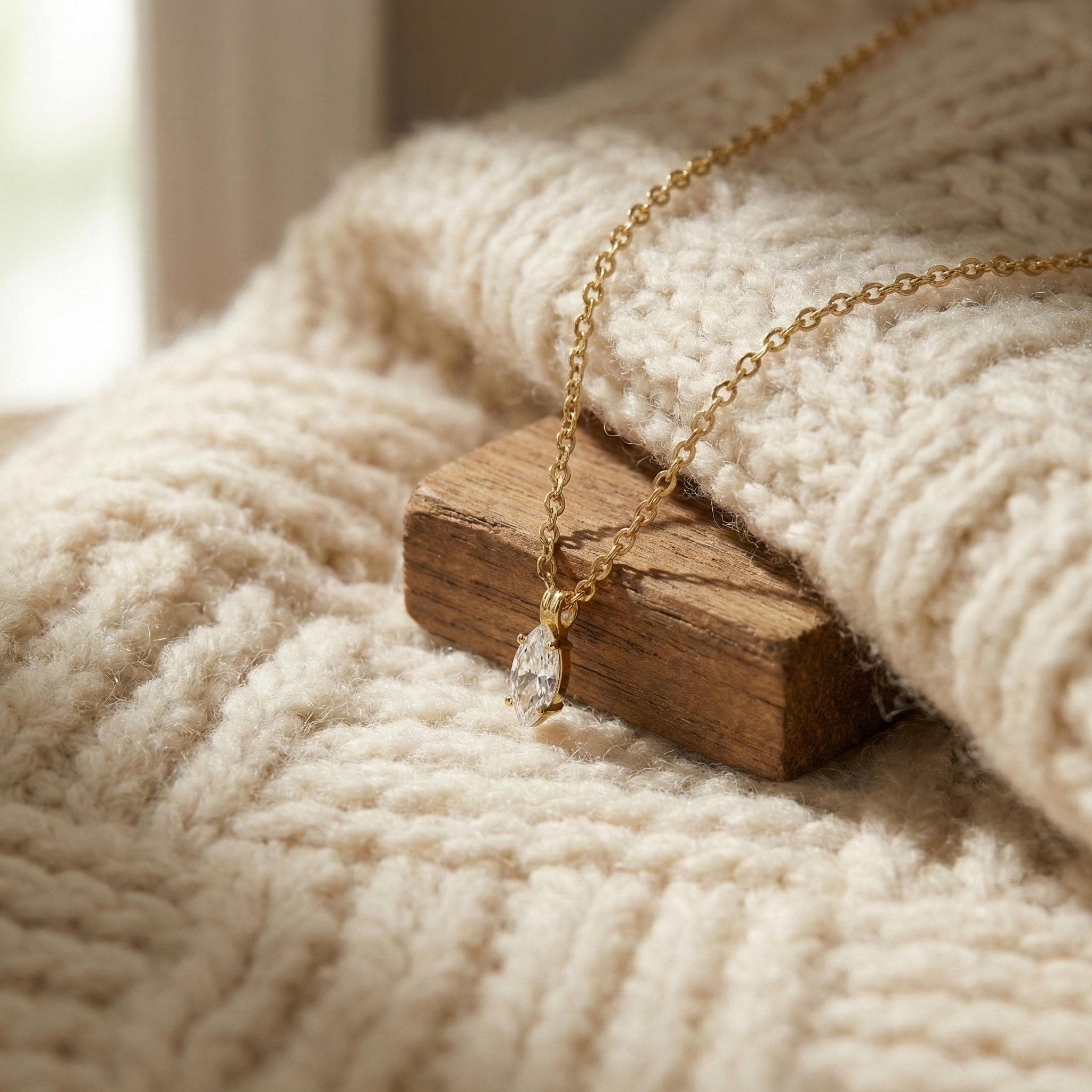 Minimal Gold Teardrop Crystal Necklace Dainty Everyday Pendant Gift thumbnail 5