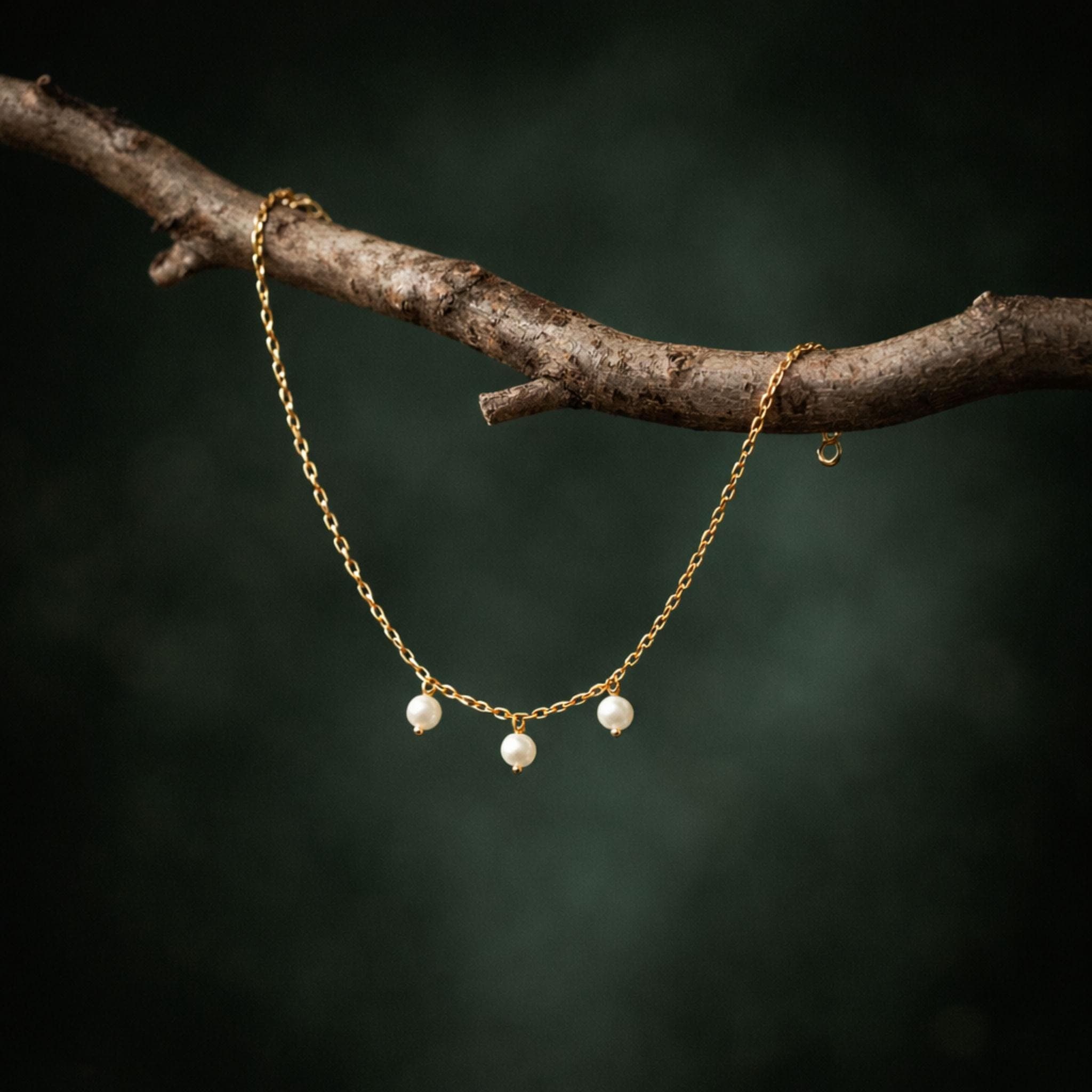 Minimalist Freshwater Pearl Choker Necklace thumbnail 6