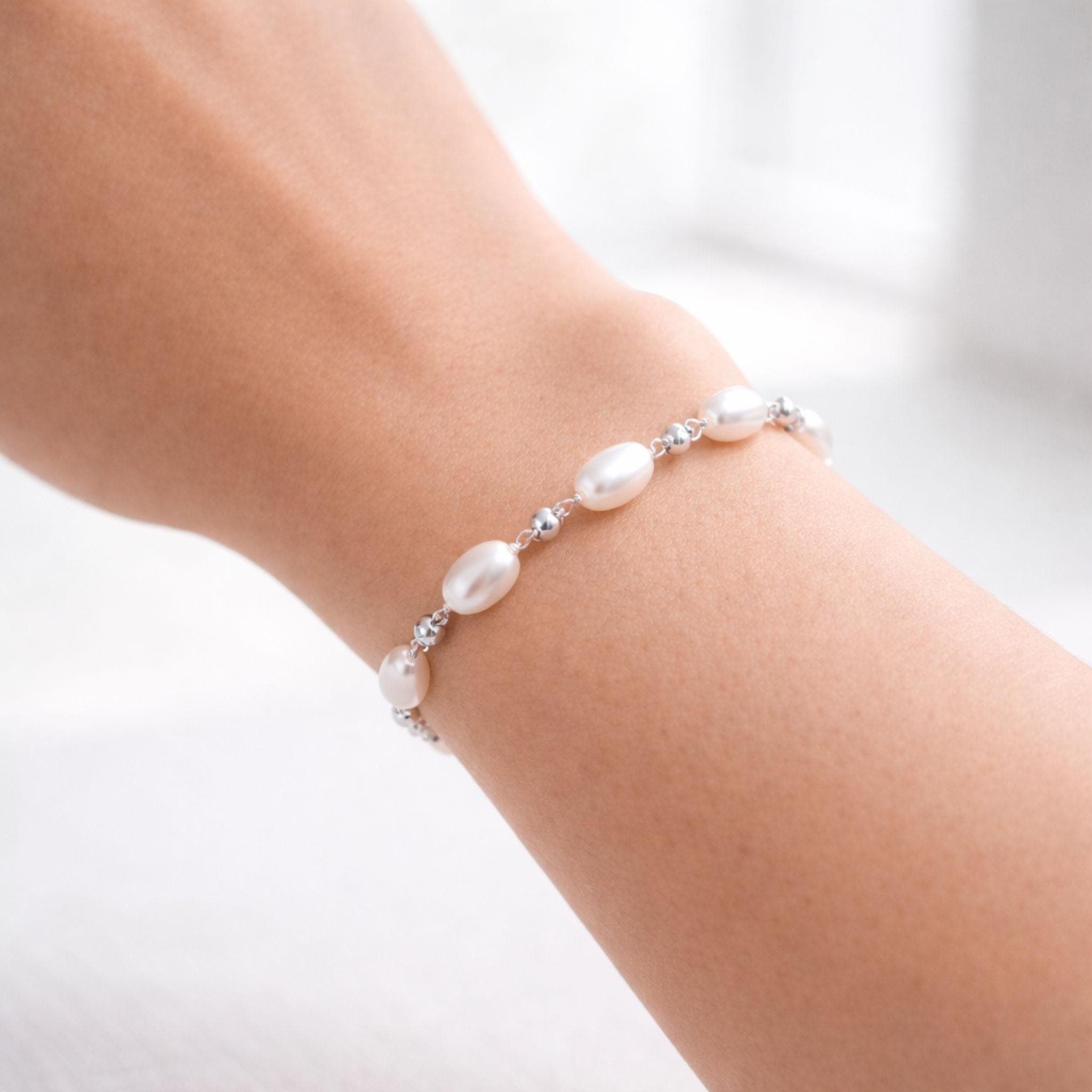Freshwater Pearl Bracelet - Dainty Pearls, Minimalist Design | Kreths Pearl Jewelry