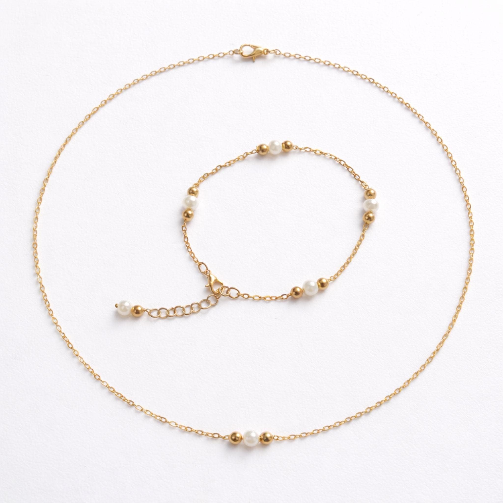 Freshwater Pearl Necklace thumbnail 3