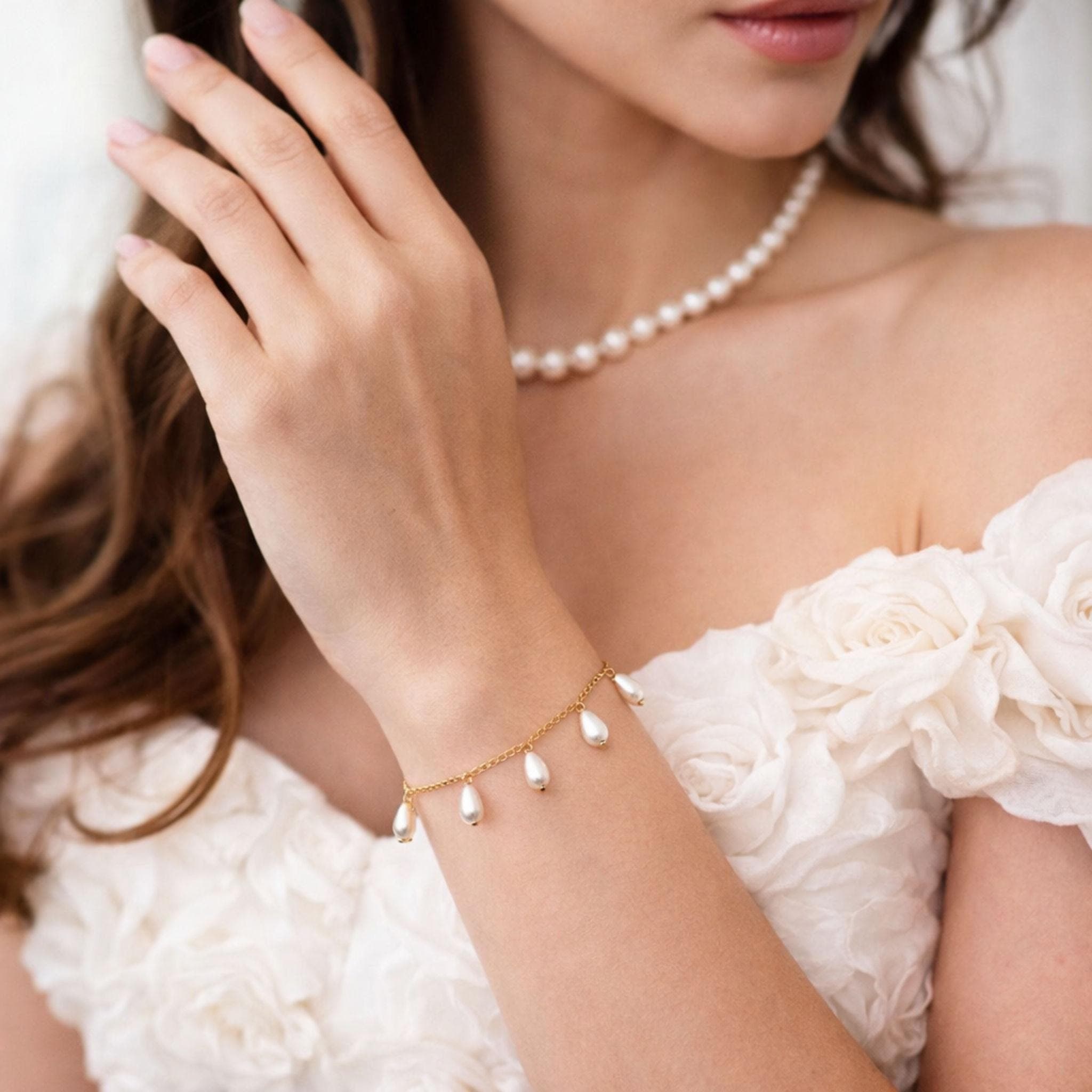 Natural Freshwater Pearl Bracelet thumbnail 2