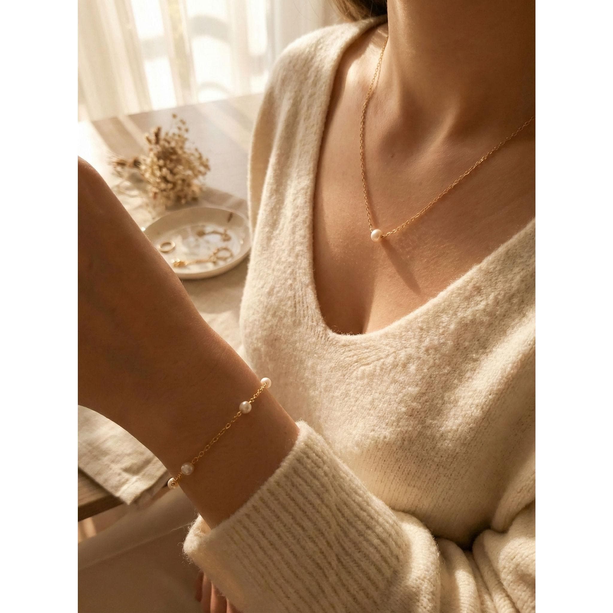 Freshwater Pearl Necklace thumbnail 3