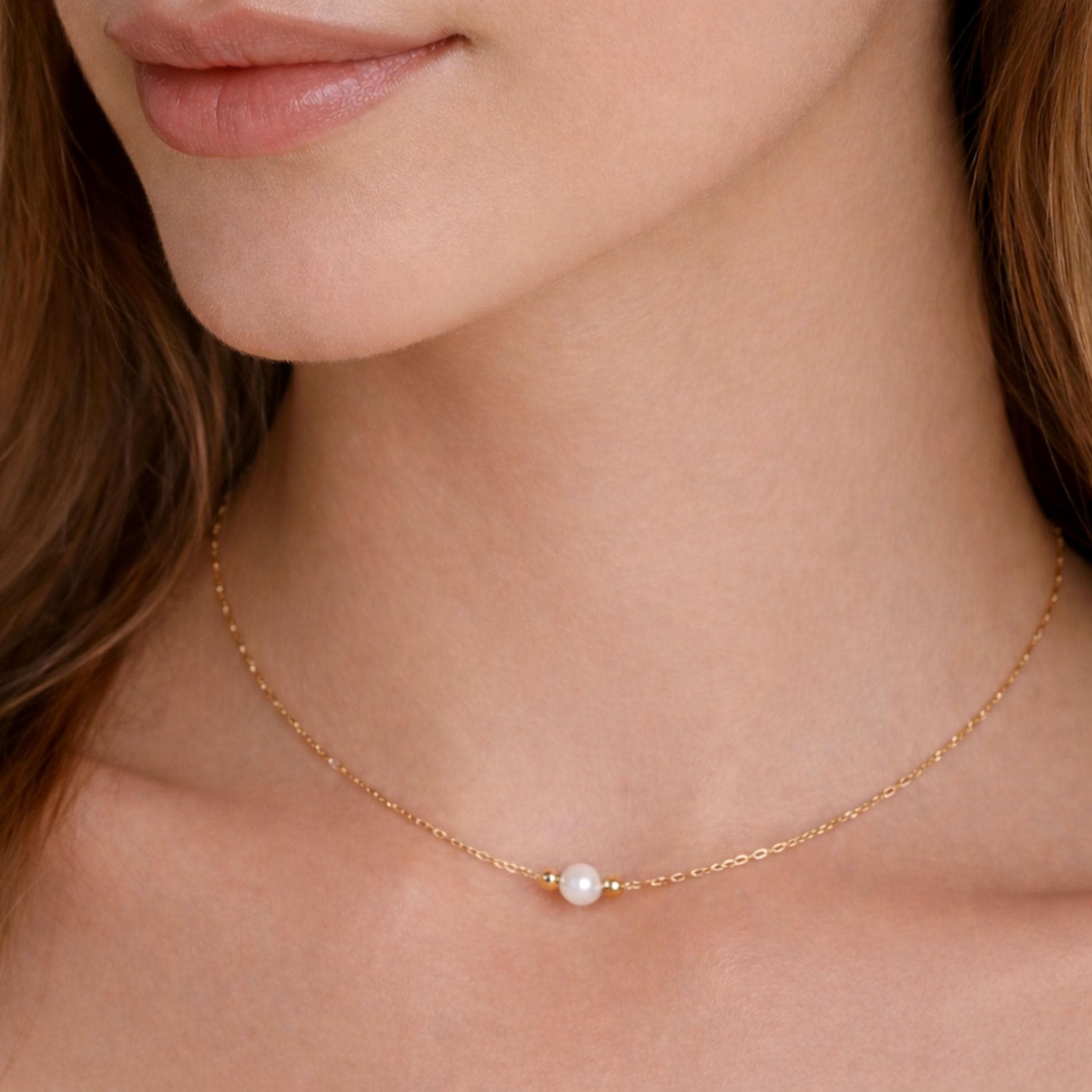 Freshwater Pearl Necklace thumbnail 2